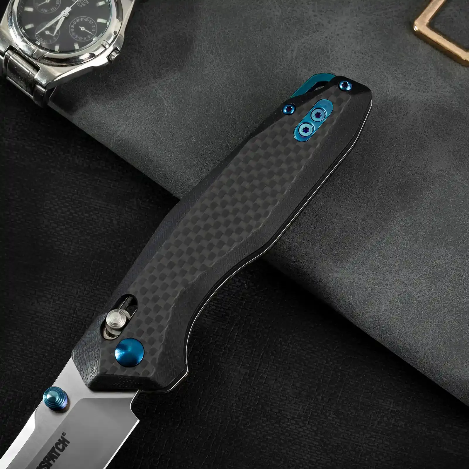 D2 Stainless Steel Blade and Non-Slip G10 Handle for Outdoor and Survival - Image 6