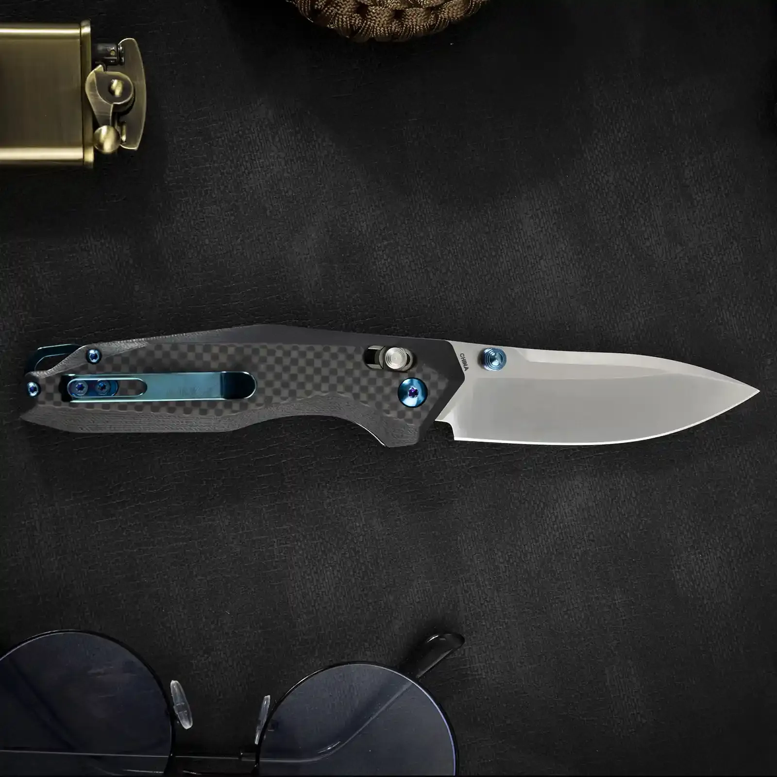D2 Stainless Steel Blade and Non-Slip G10 Handle for Outdoor and Survival - Image 2